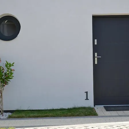 Jastrzebia Marina - Komfortowe Caloroczne *