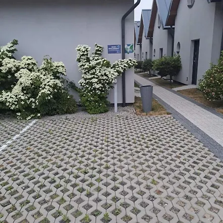 Jastrzebia Marina - Komfortowe Caloroczne 펜션 *