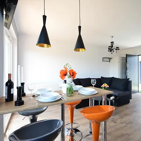 Jastrzebia Marina - Komfortowe Caloroczne