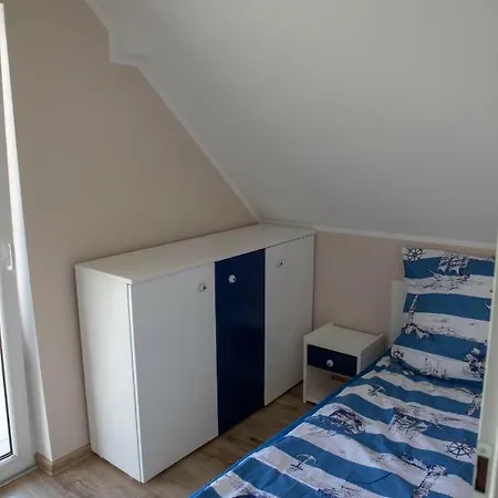 Prázdninový dům Jastrzebia Marina - Komfortowe Caloroczne