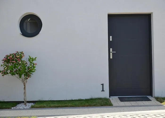 Jastrzebia Marina - Komfortowe Caloroczne *